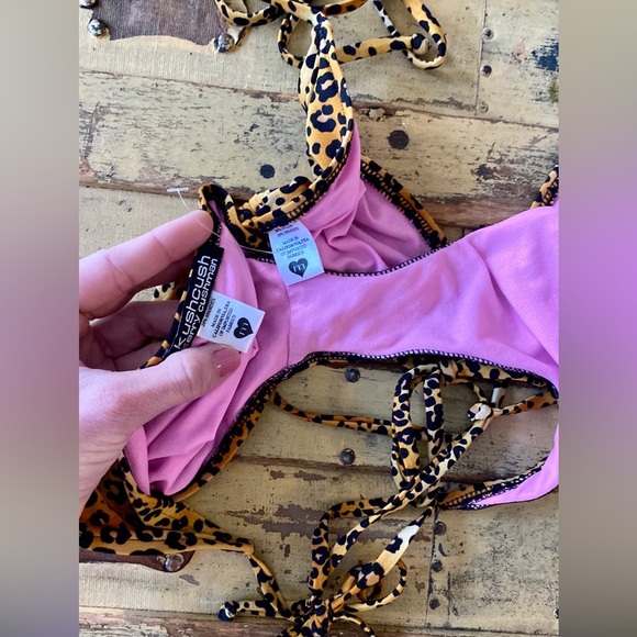 🔥 KERRY CUSHMAN GORGEOUS BIKINI!🔥 - Picture 6 of 11